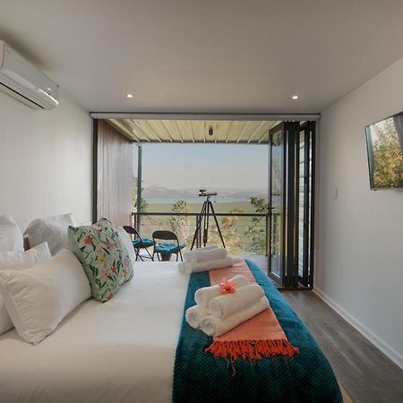 Mister C Bed & Breakfast Hartbeespoort Bagian luar foto