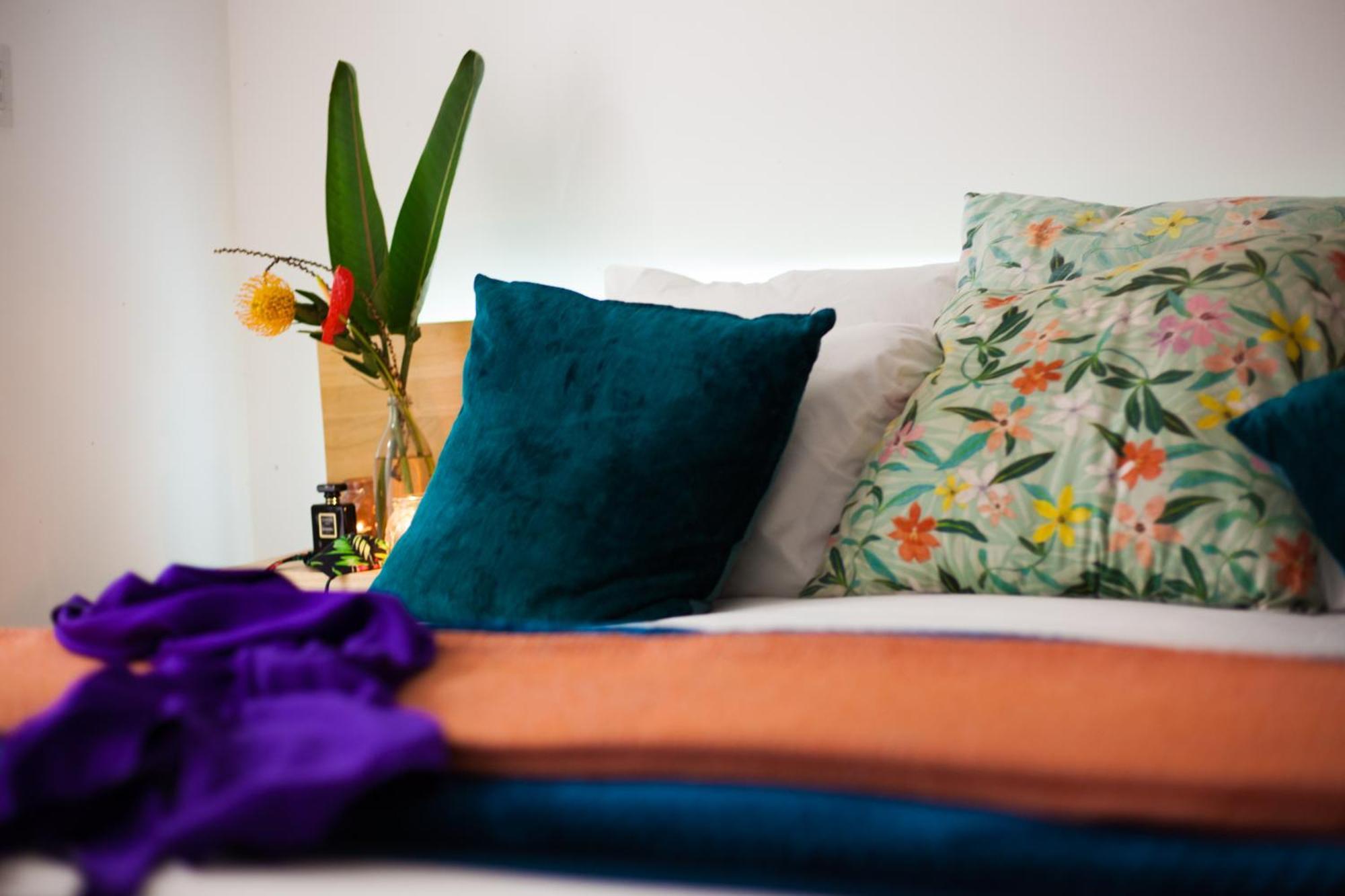 Mister C Bed & Breakfast Hartbeespoort Bagian luar foto
